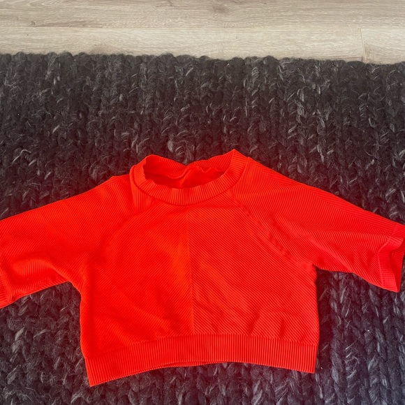 Bright orange top - Picture 2 of 3